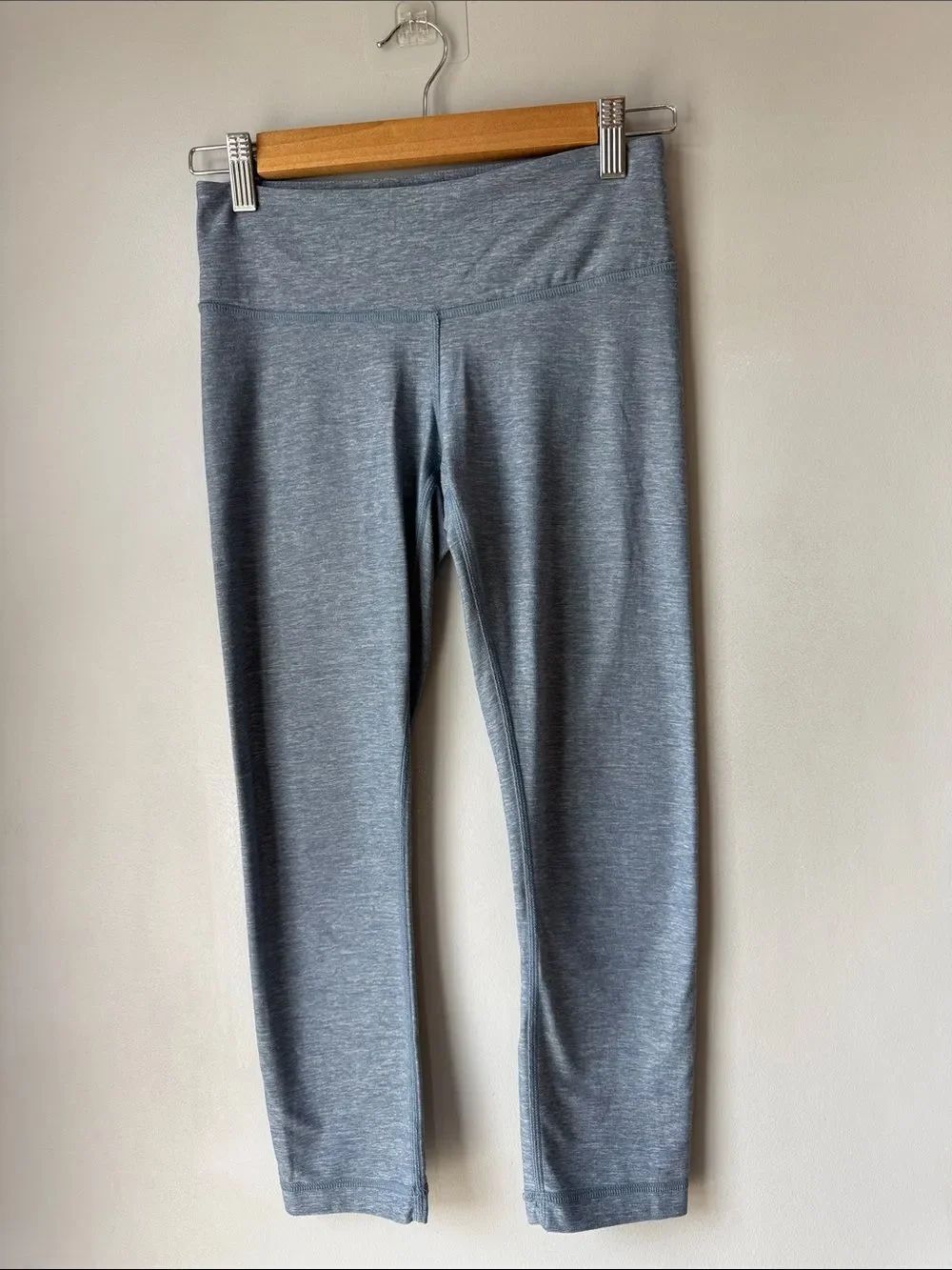 Lululemon LeggingsโCrop Size 4